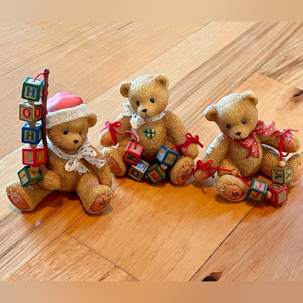 3 - Cherished Teddies Christmas
